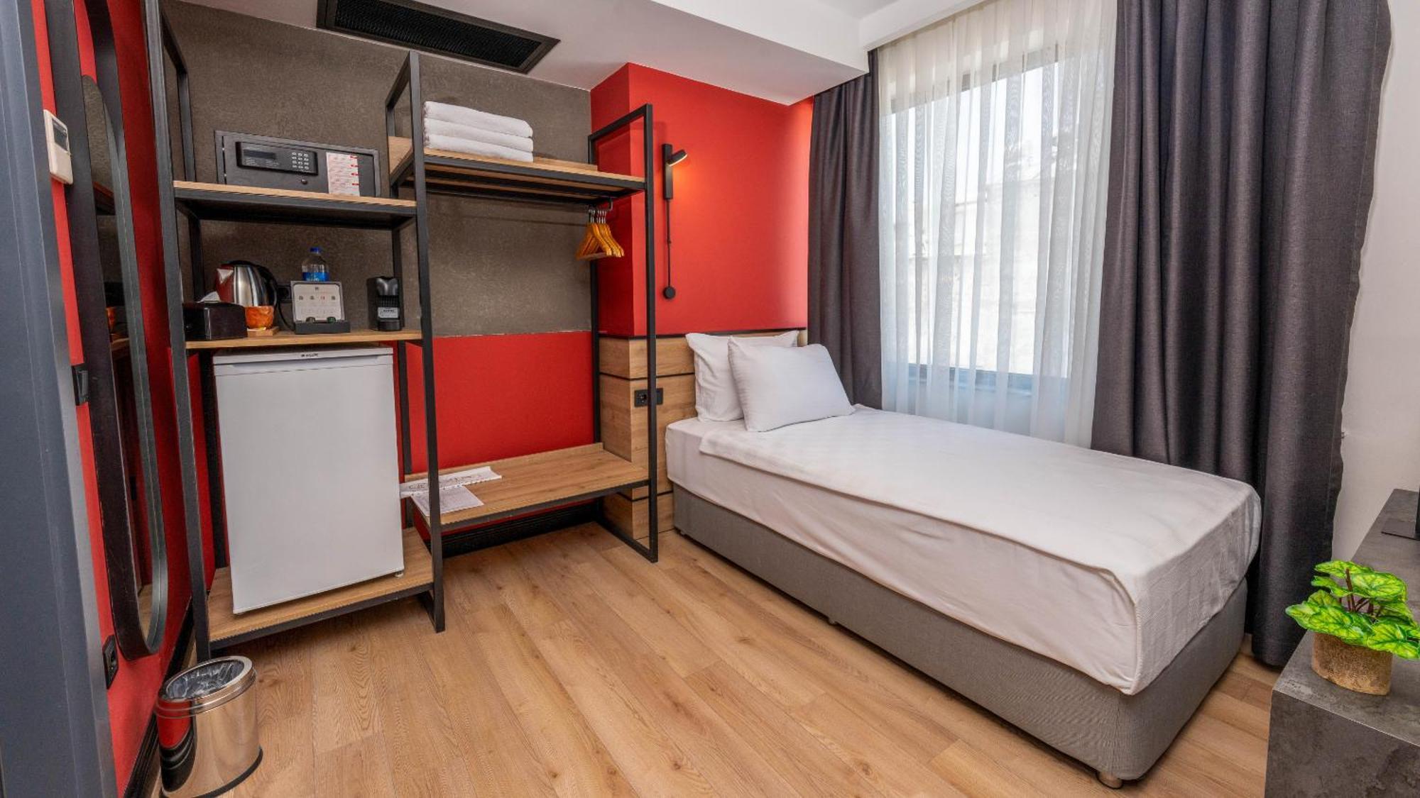 Just Inn City Αττάλεια Εξωτερικό φωτογραφία
