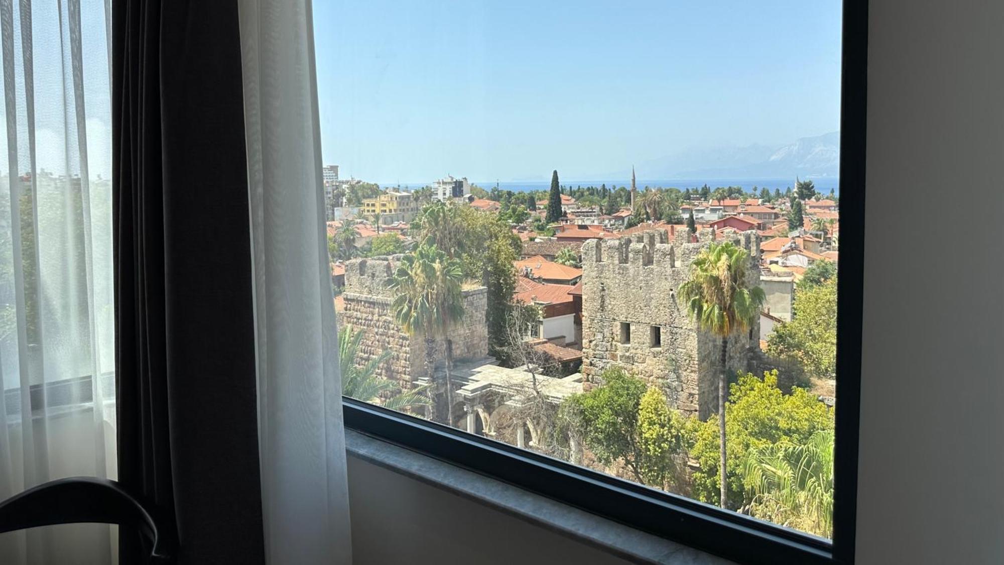 Just Inn City Αττάλεια Εξωτερικό φωτογραφία